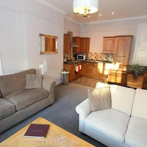 Apartment Character With Views Over Centre & The Historic Rows, Chester